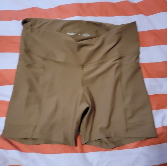 BUNDLE OF 4 - old navy 2x biker shorts - Picture 7 of 12
